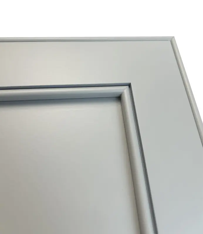 Beaded frame cabinet door edge profile